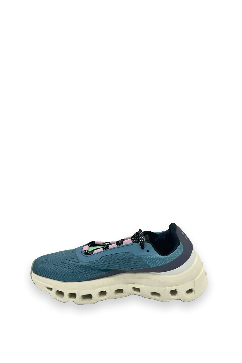 Tenis On Cloud RA-28