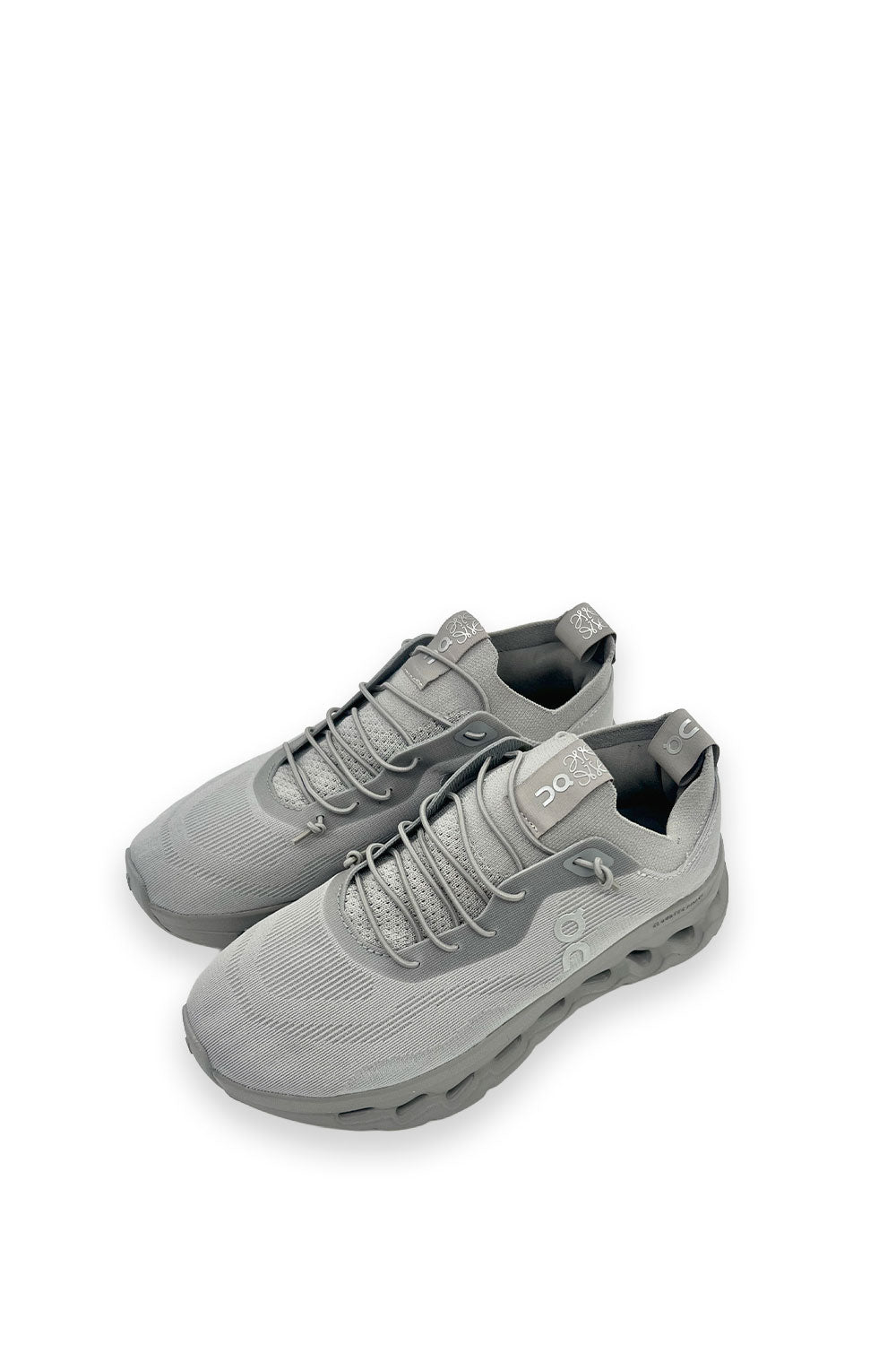 Tenis On Cloud RA-56