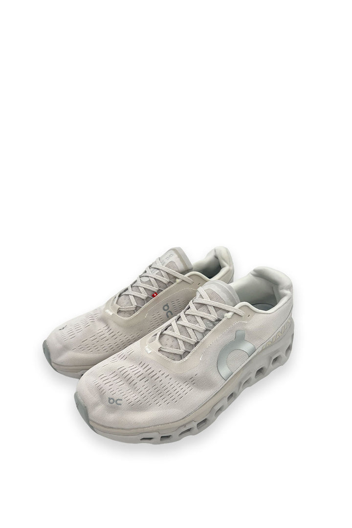 Tenis On Cloud RA-38