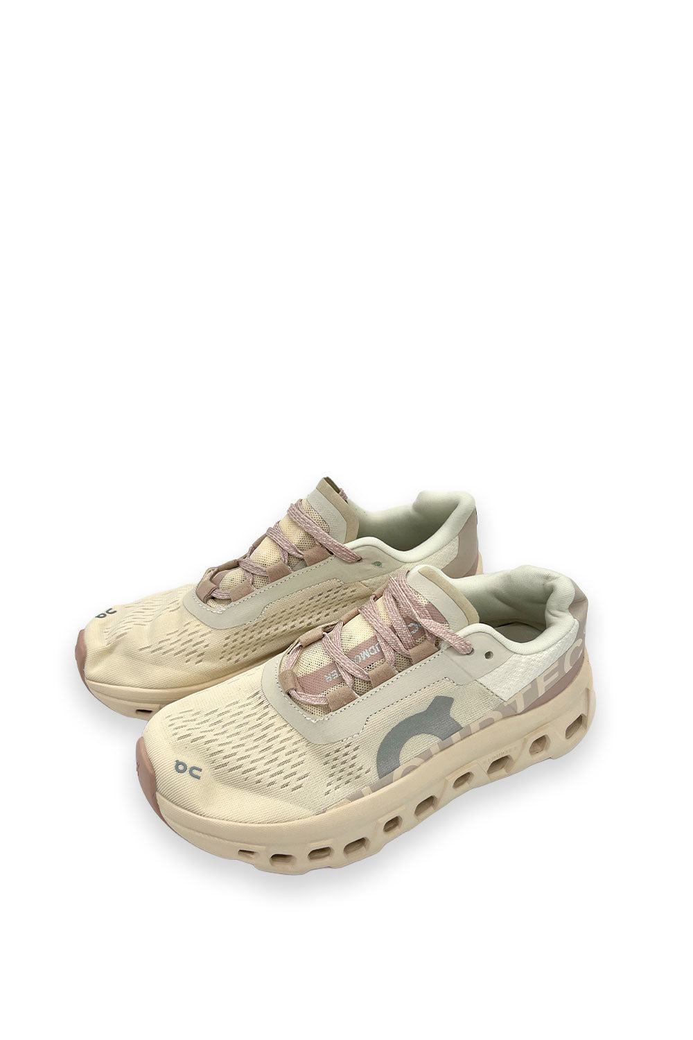 Tenis On Cloud RA-16