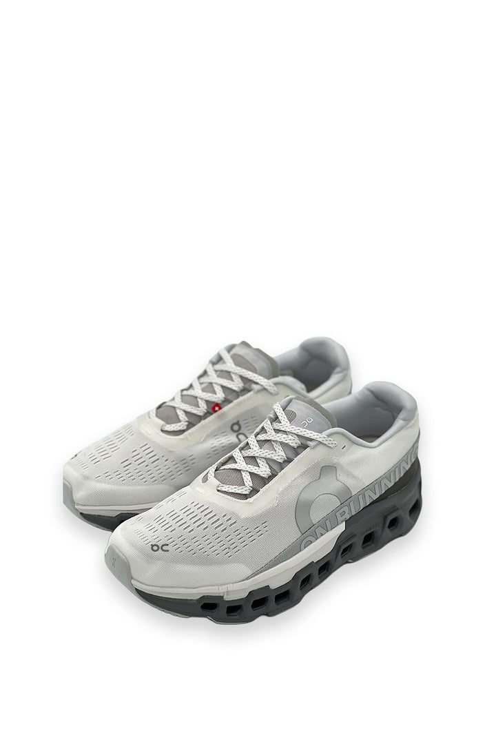 Tenis On Cloud RA-18