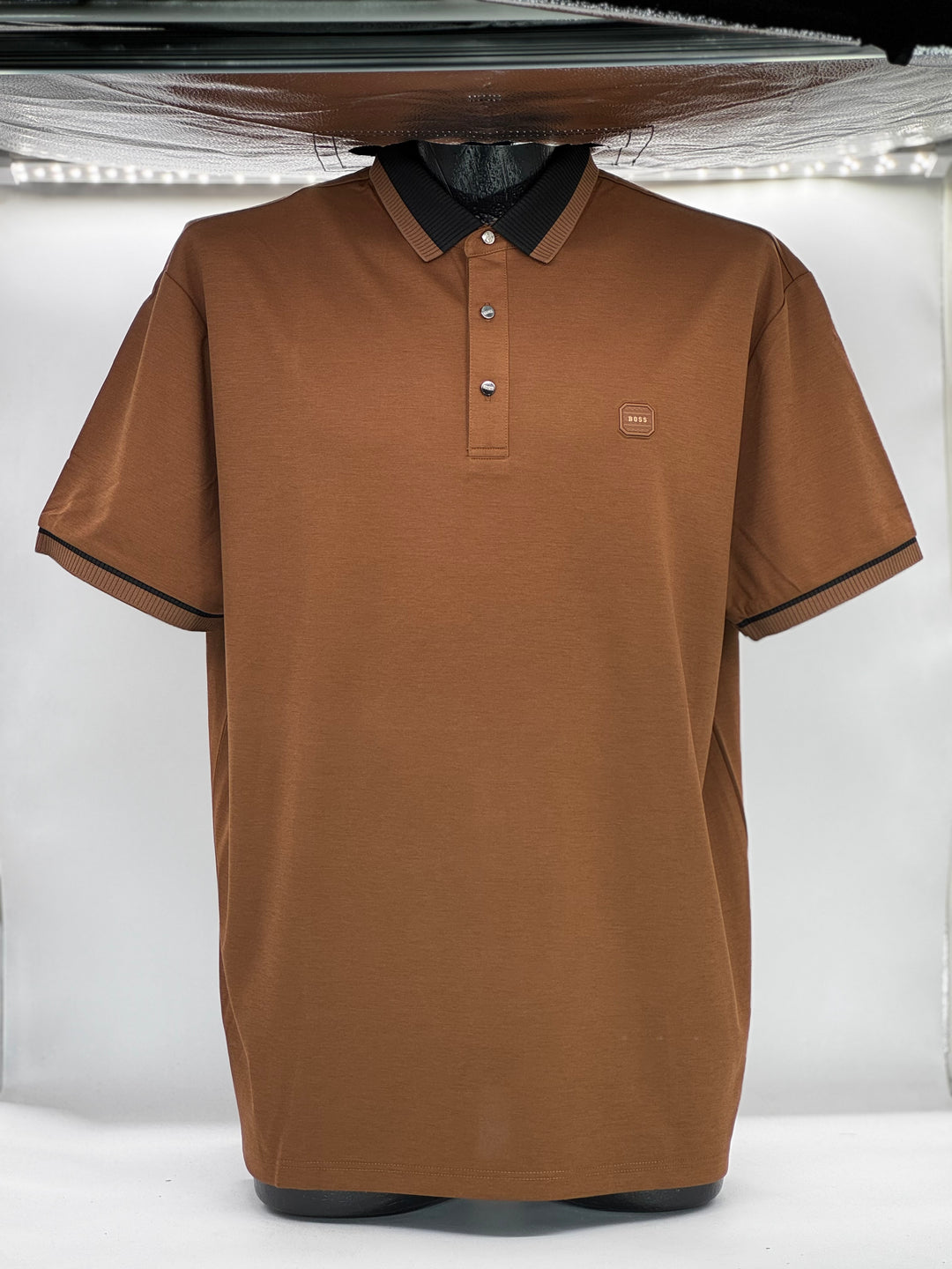SEDA BOSS CAFÉ CUELLO NEGRO