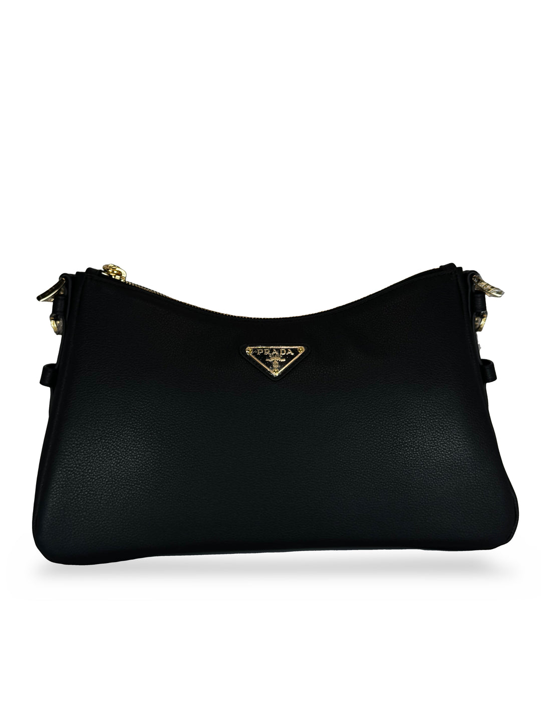 Bolsa de hombro Prada en piel granulada negra con placa triangular dorada