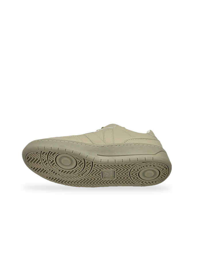 TENIS VEJA V90 LATE HUESO