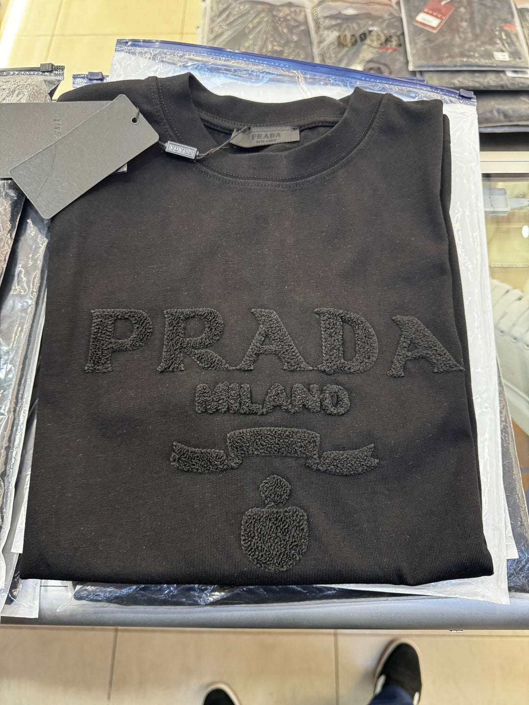 Turca Prada Bordado Gamuza