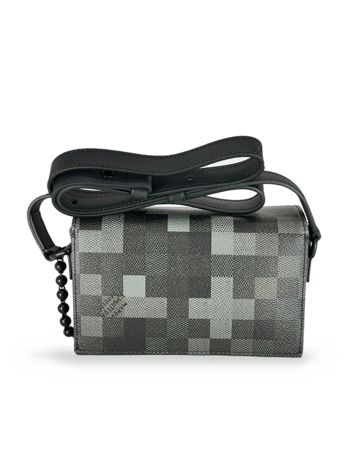 Graphite Pixel Black