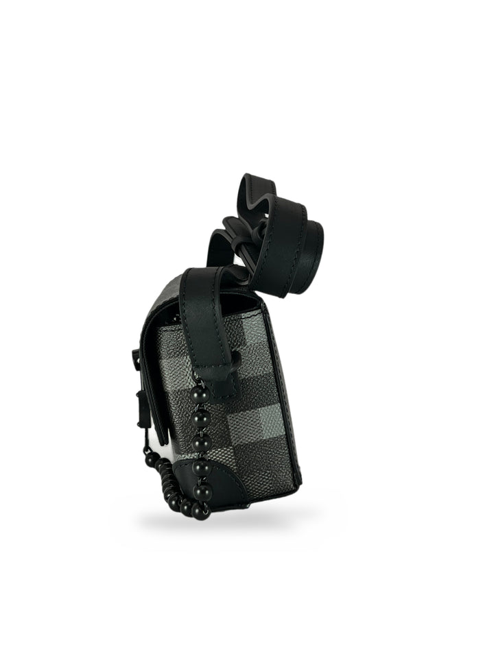 Graphite Pixel Black