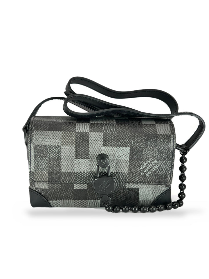 Graphite Pixel Black
