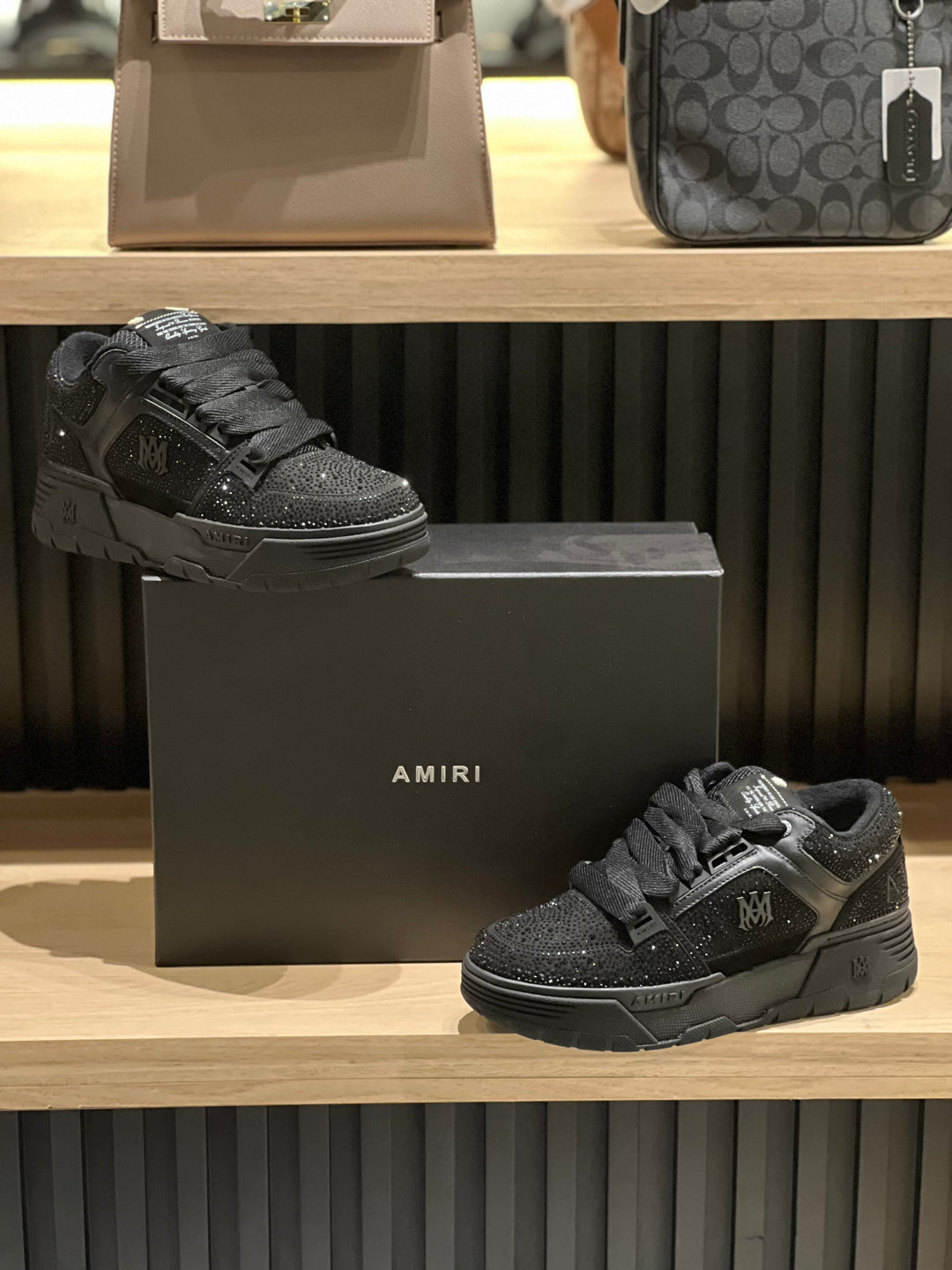 TENIS AMIRI NEGRO TOTAL