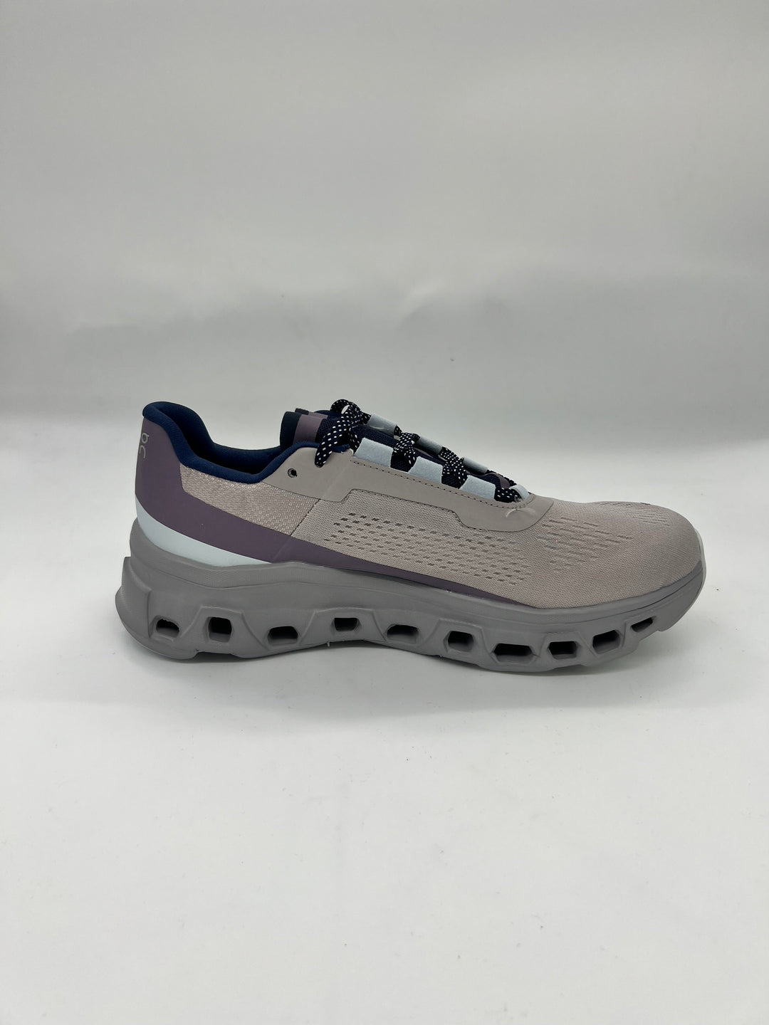 Tenis On Cloud RA-27
