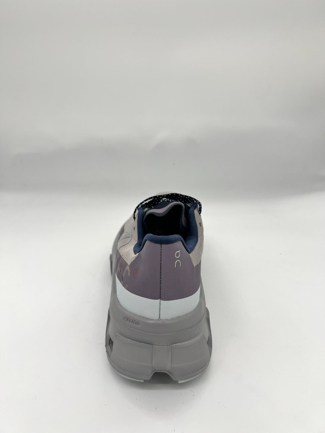Tenis On Cloud RA-27