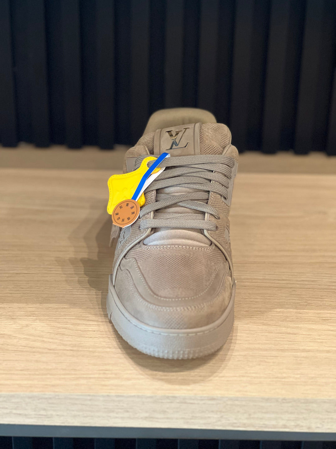 TENIS LV TAUPE BROWN