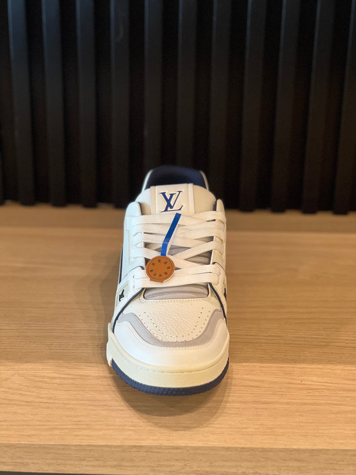 LV TRAINER DELINEADO