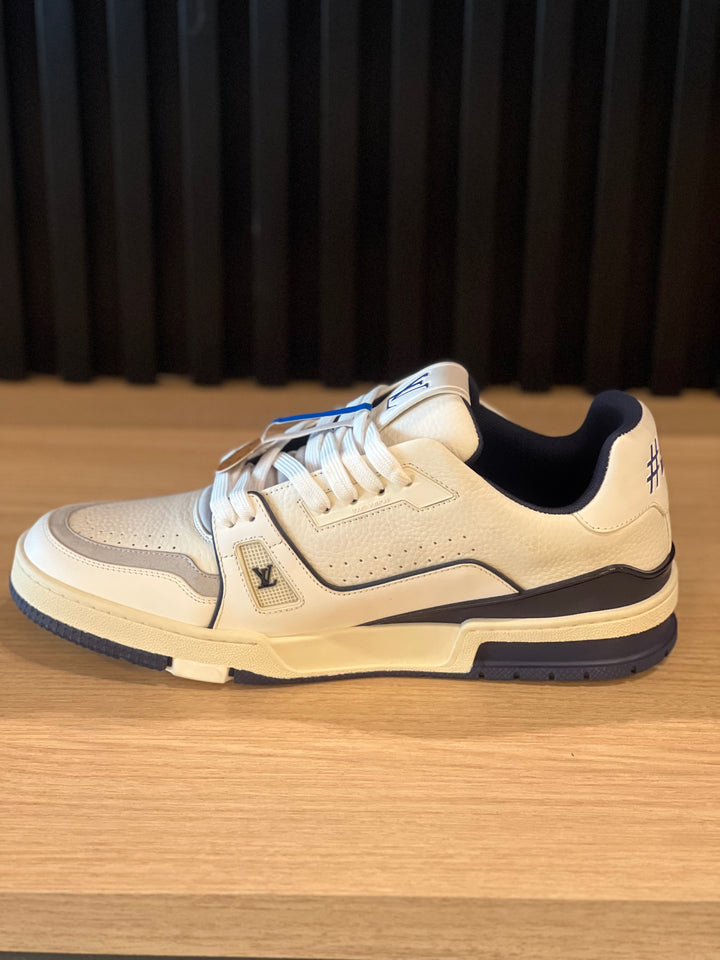 LV TRAINER DELINEADO