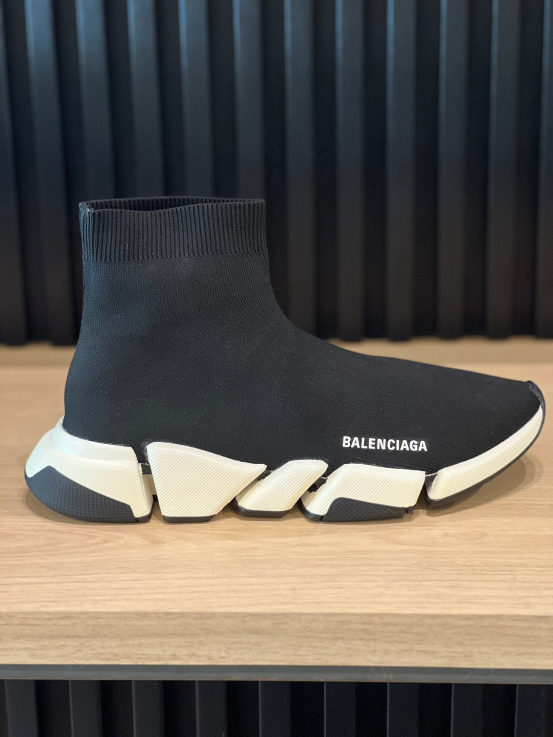 TENIS BALENCIAGA SPEED NEGRO BLANCO CLASICO