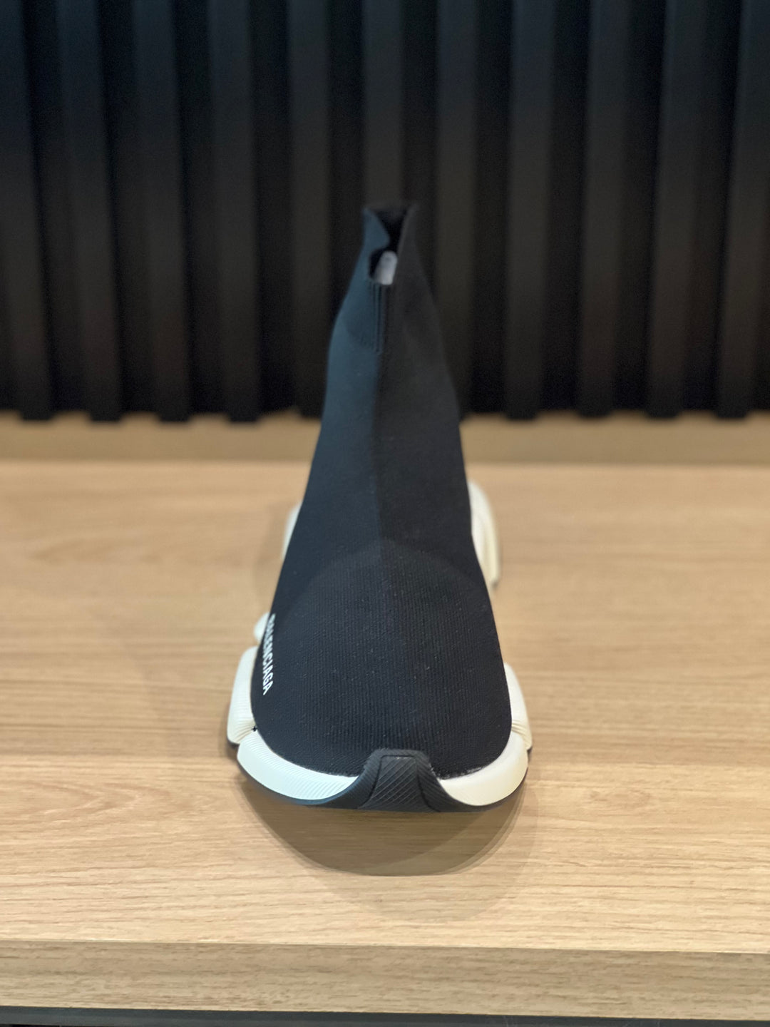 TENIS BALENCIAGA SPEED NEGRO BLANCO CLASICO