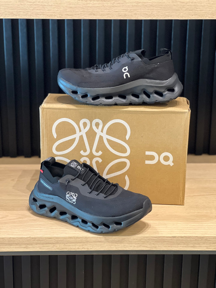 TENIS ON CLOUD LOEWE NEGRO