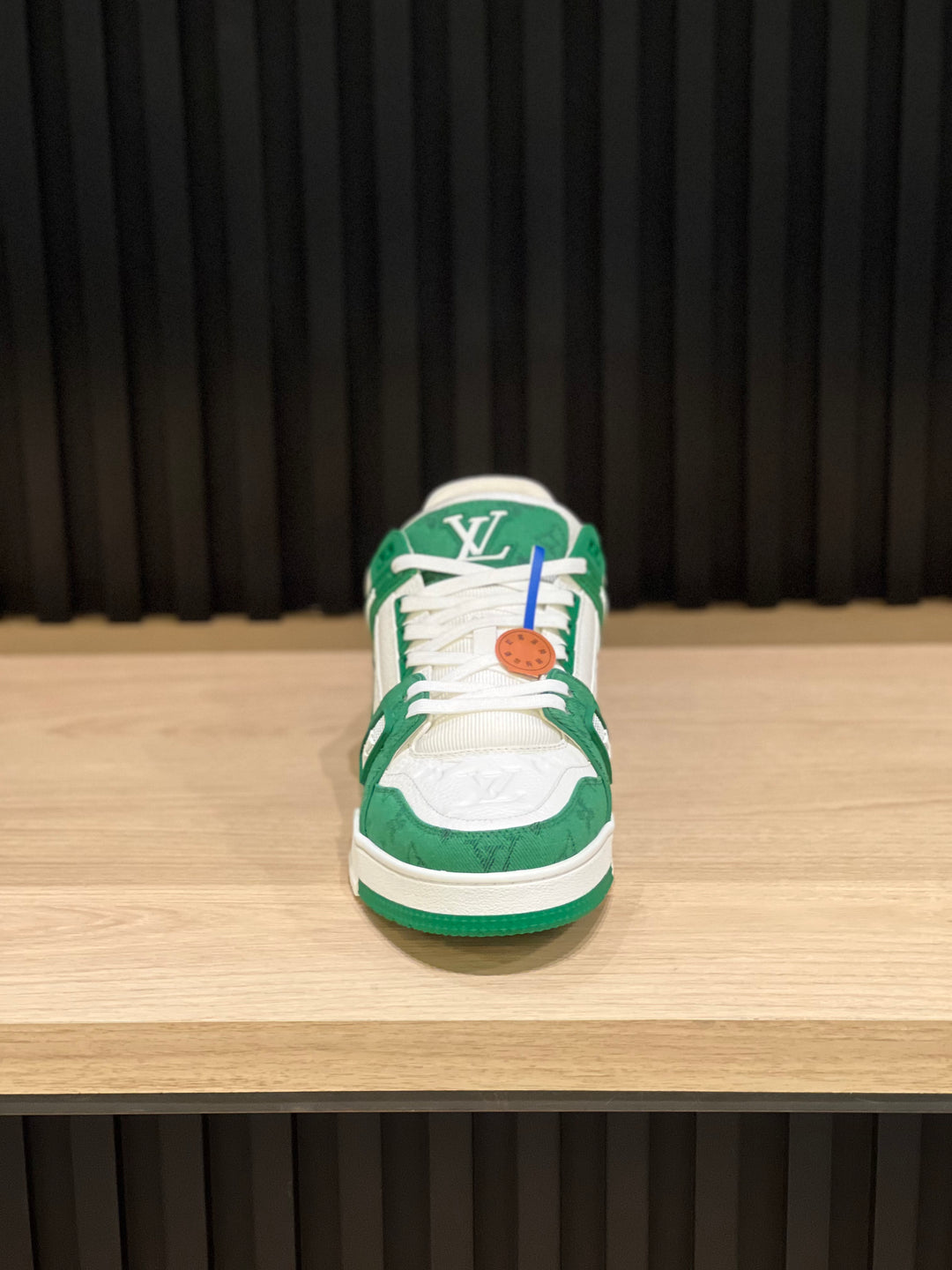 TENIS LV TRAINER VERDE BLANCO