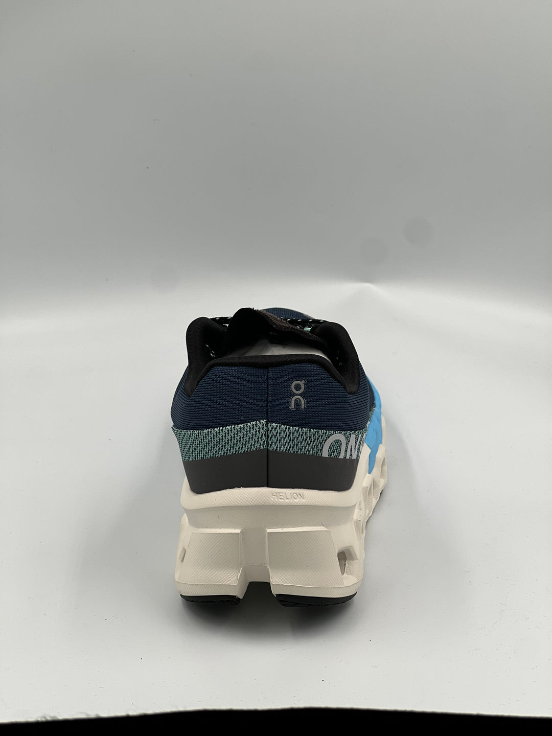 Tenis On Cloud RA-42