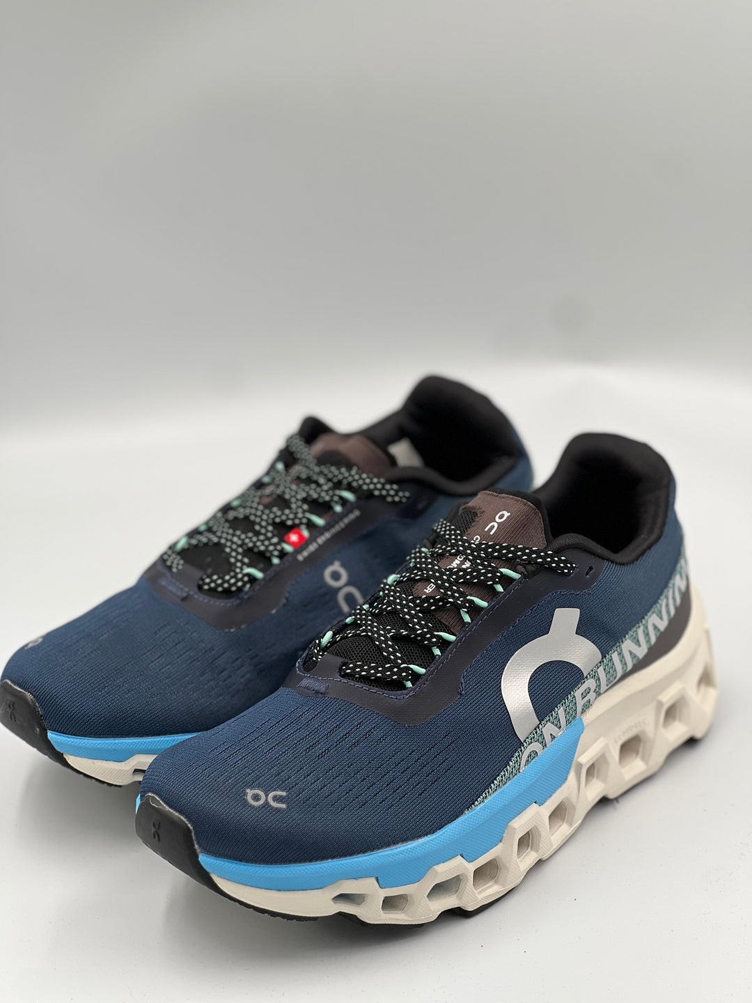 Tenis On Cloud RA-42