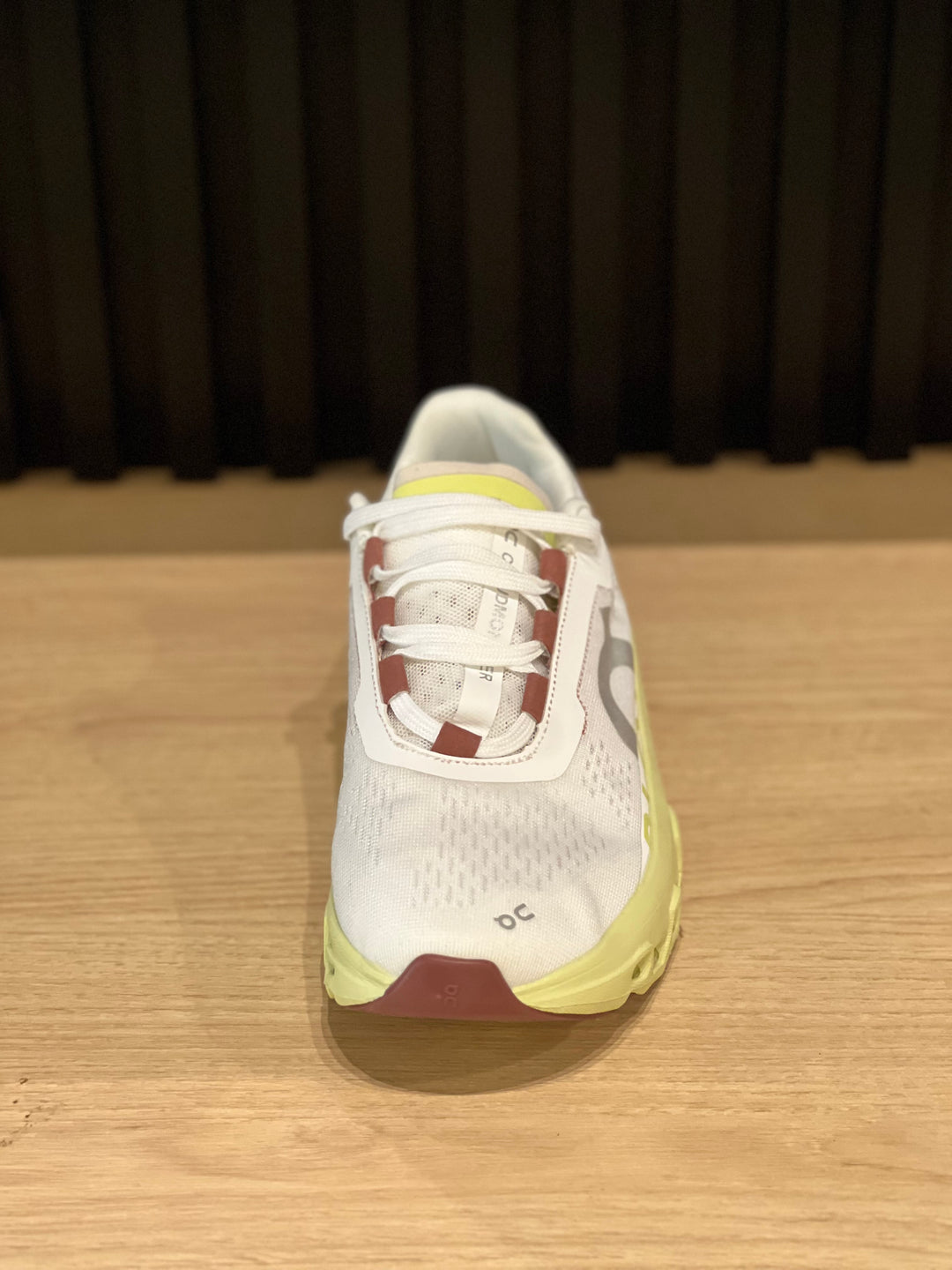 Tenis On Cloud RA-29