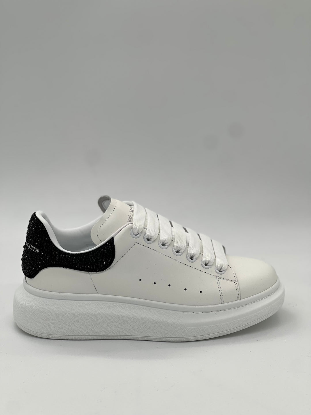 ALEXANDER MCQUEEN BLACK CRYSTAL