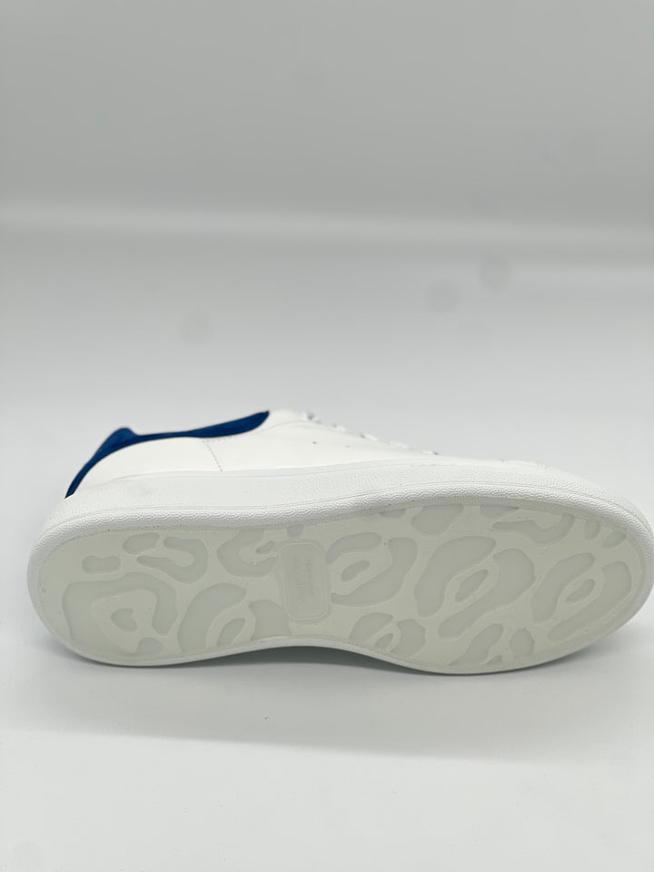 TENIS ALEXANDER MCQUEEN BLANCO AZUL (GAMUZA)