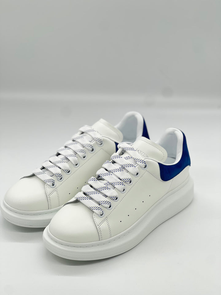 TENIS ALEXANDER MCQUEEN BLANCO AZUL (GAMUZA)