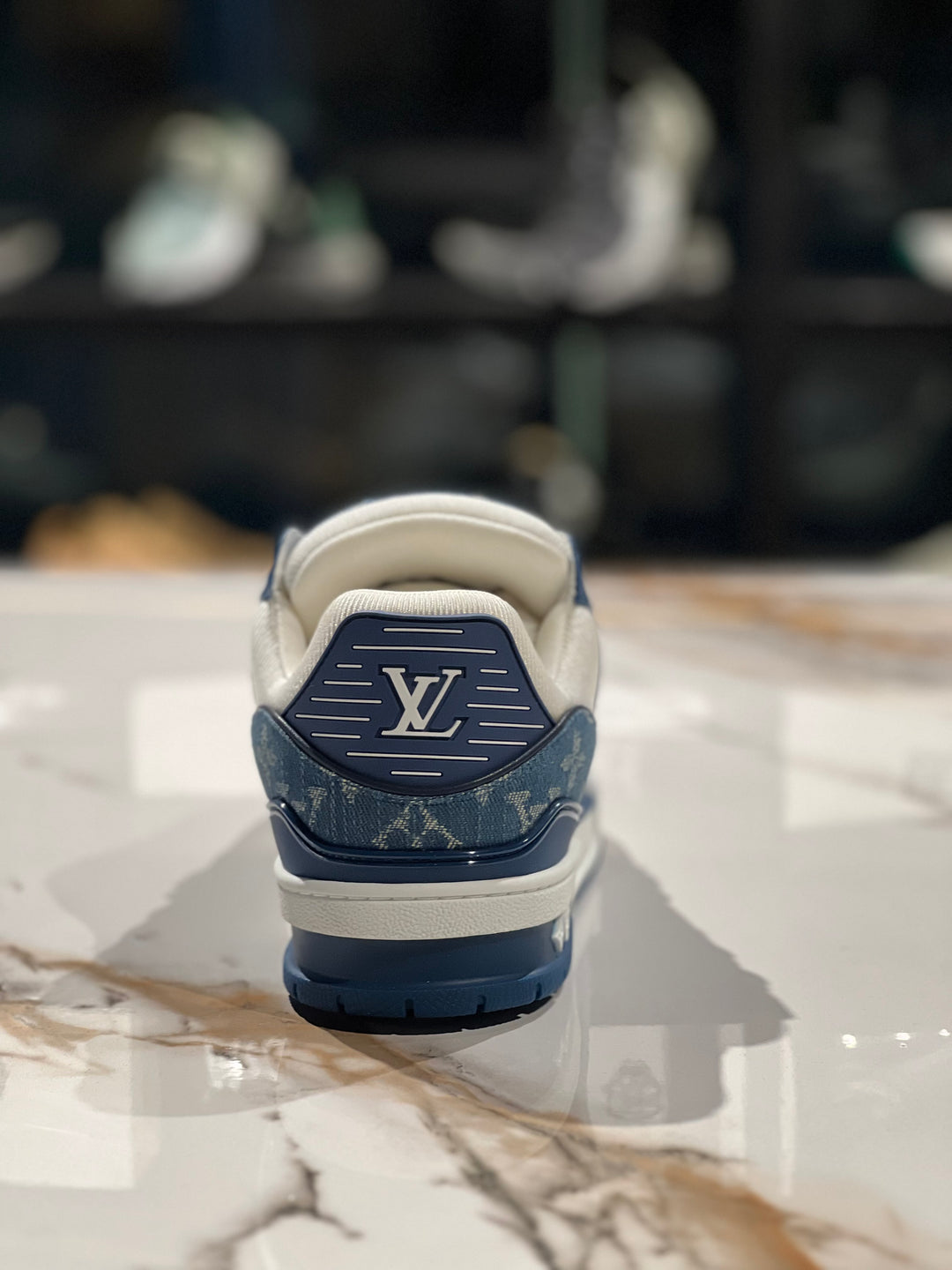 TENIS LV TRAINER MEZCLILLA