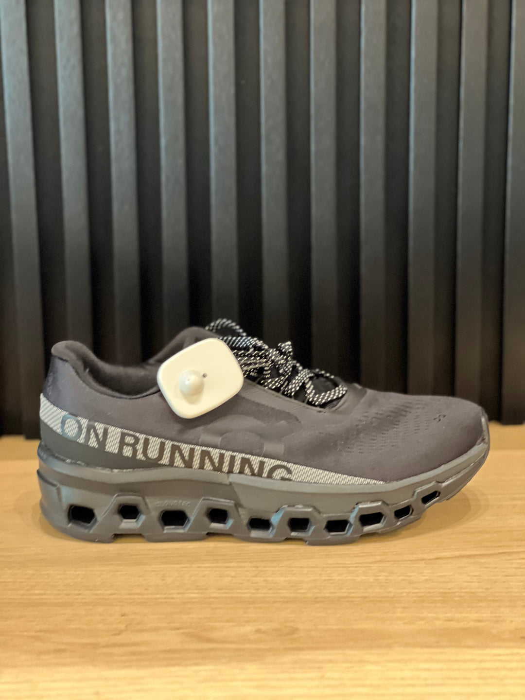 Tenis On Cloud RA-40