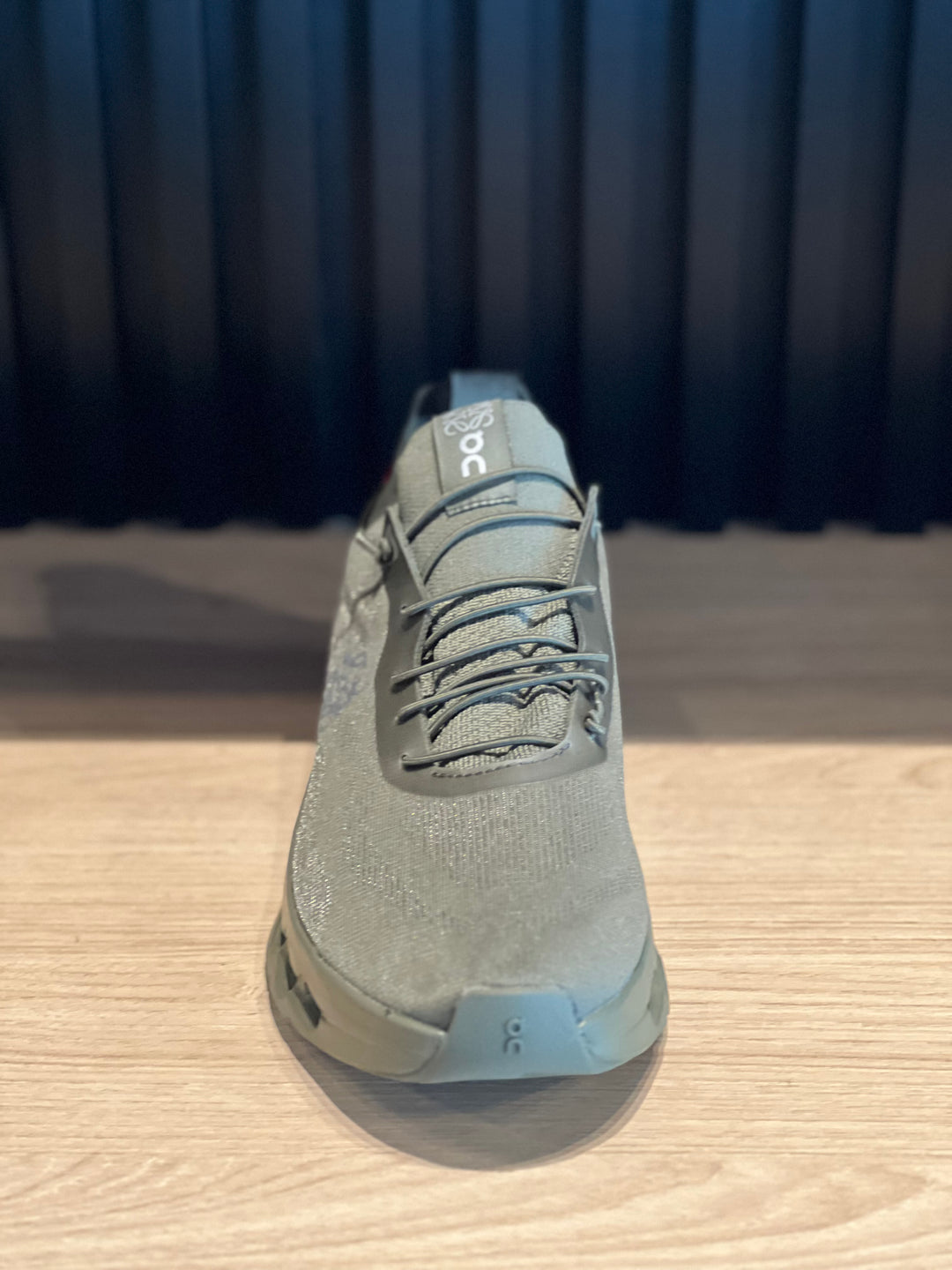 Tenis On Cloud RA-57