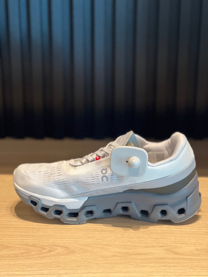 Tenis On Cloud RA-18