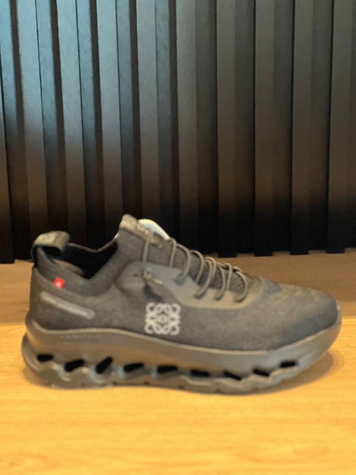 Tenis On Cloud RA-12
