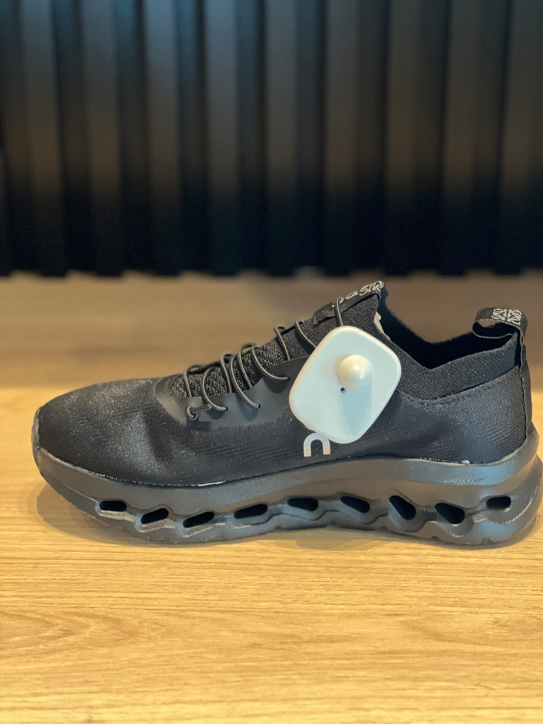 Tenis On Cloud RA-12