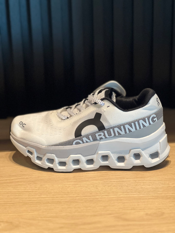 Tenis On Cloud RA-37