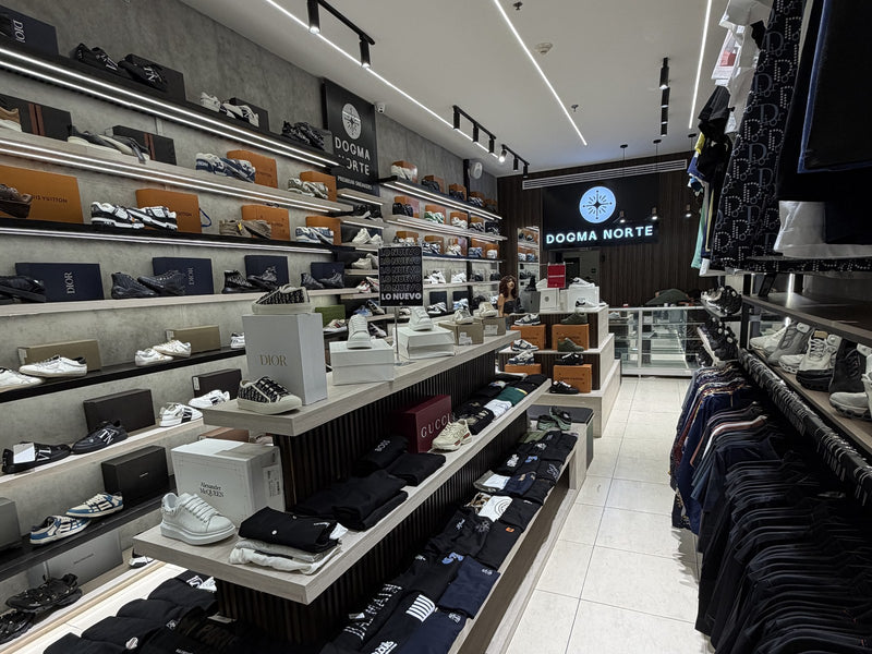 Plaza Sendero La Fe — interior