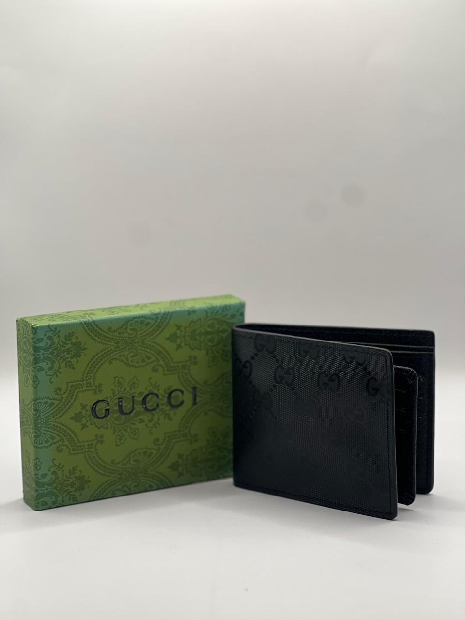 Gucci Cartera GG Supreme Negro