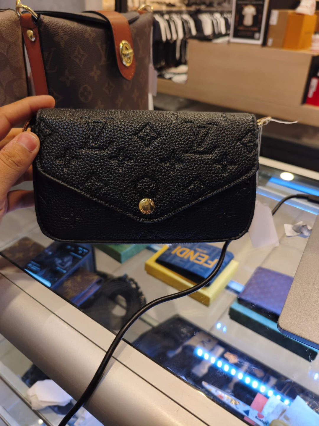 Félicie Pochette Monogram Negro