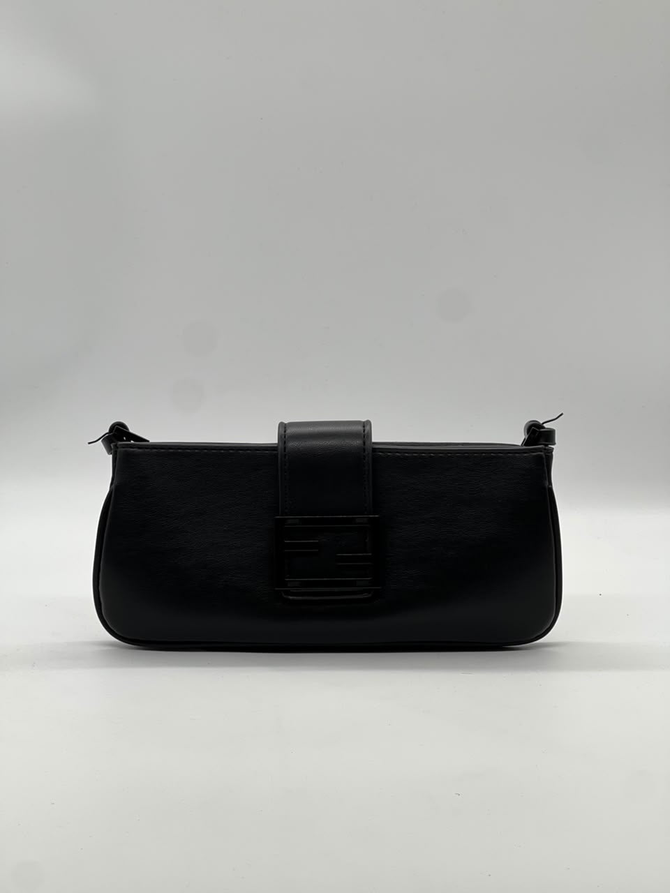 BOLSA FENDI F3388 NEGRO