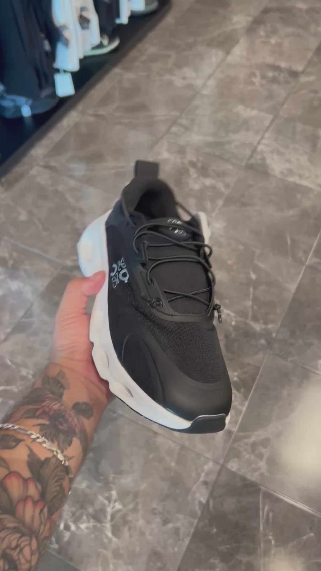 Tenis On Cloud RA-8