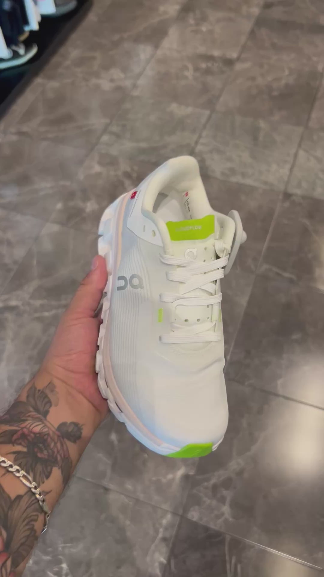 Tenis On Cloud RA-19