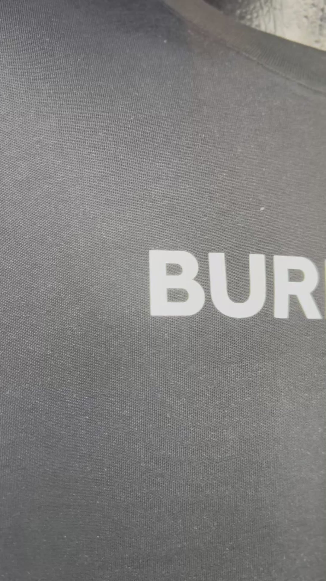 Turca Burberry Logo