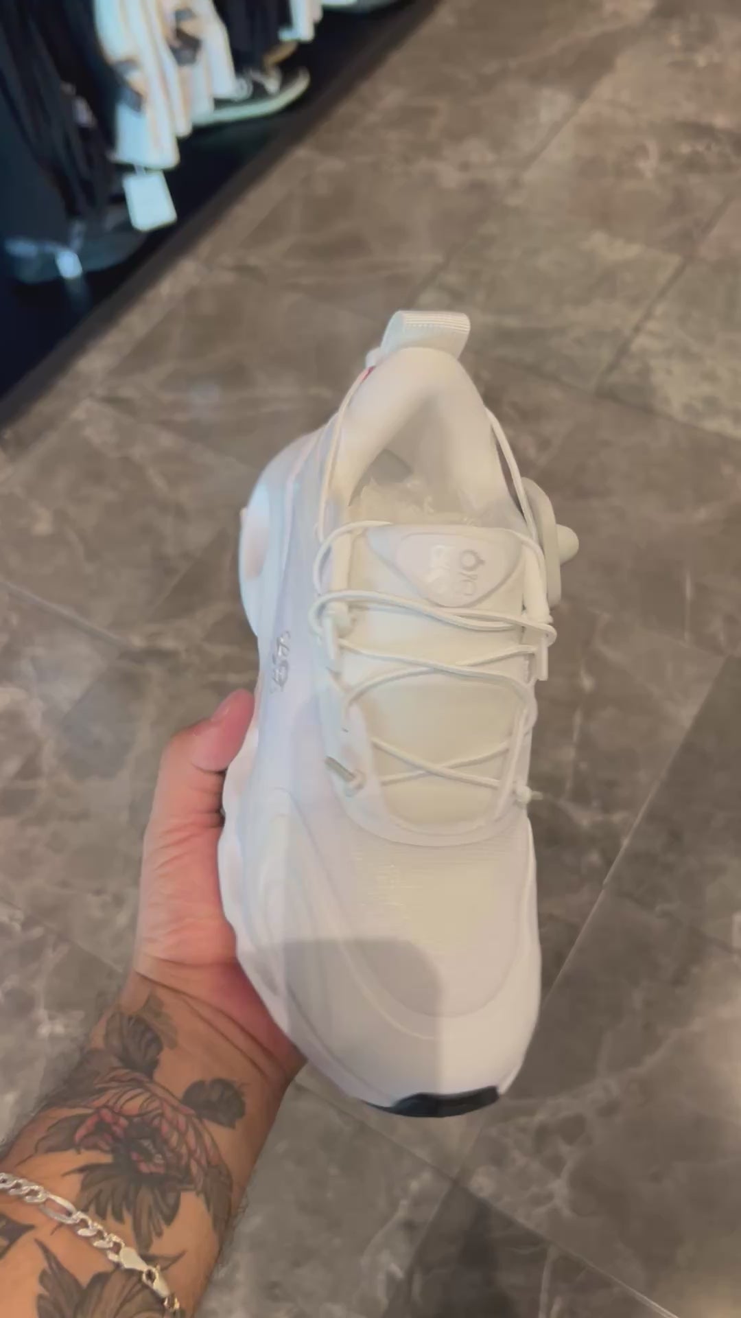 Tenis On Cloud RA-7